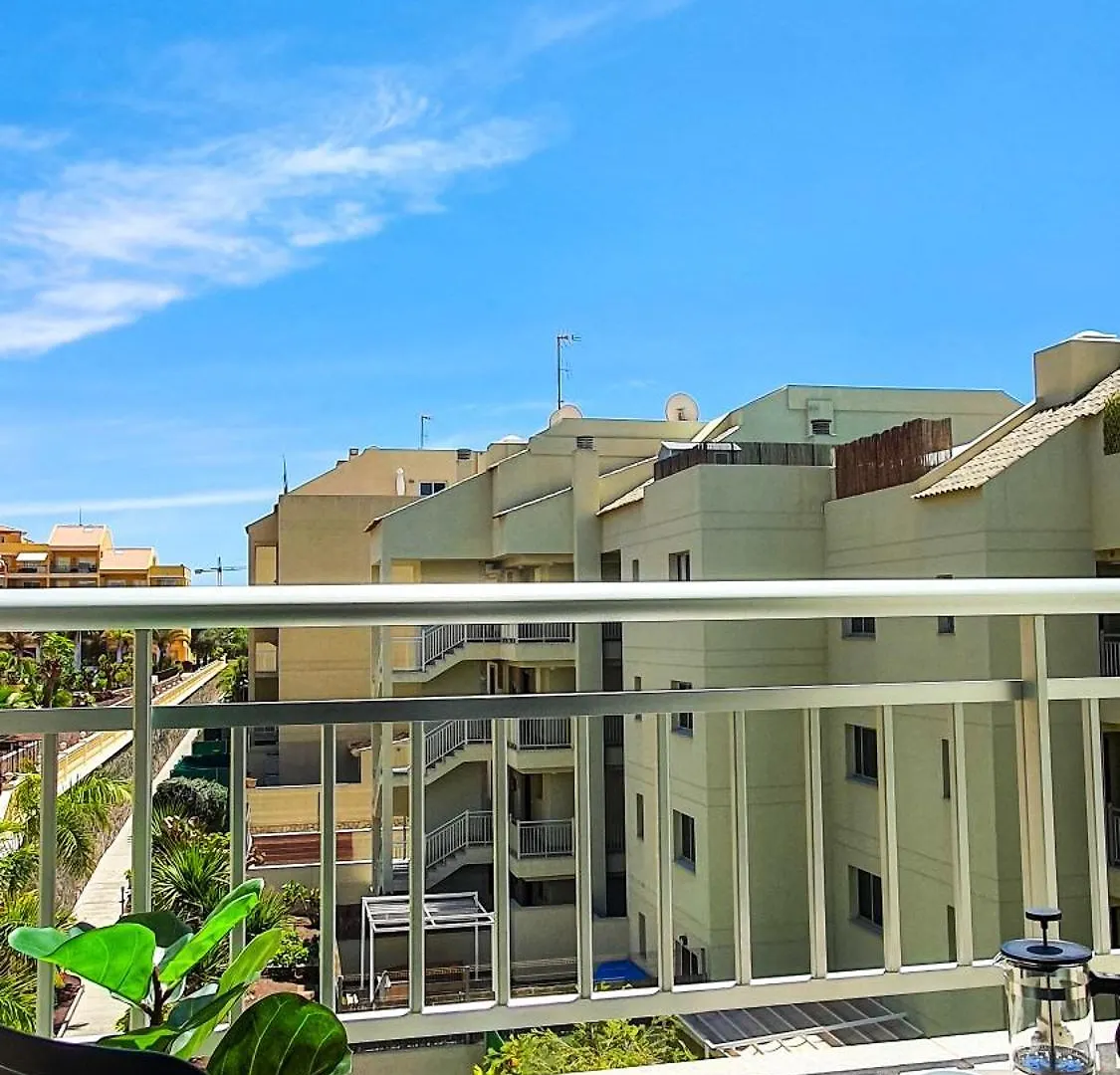 Ocean View & Sunset Palm-Mar, Pool, Parking Apartment