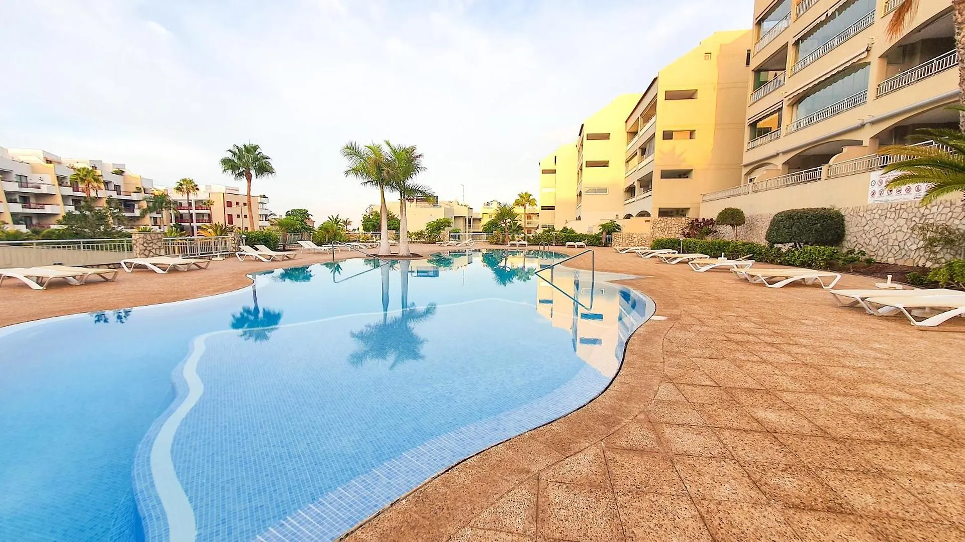 Ocean View & Sunset Palm-Mar, Pool, Parking Apartment Palm-mar